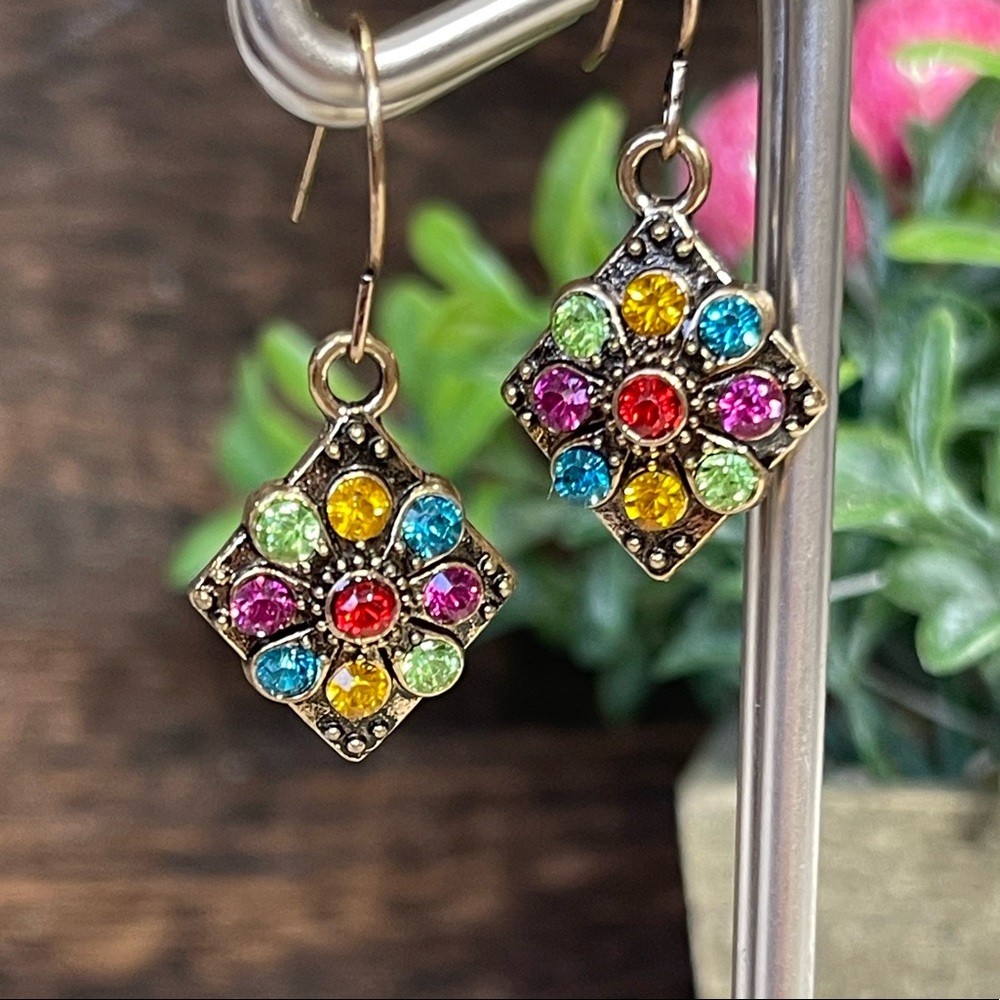SUNBURST DAISY EARRINGS multi colored VIBRANT dainty Boho Chic Fun petite